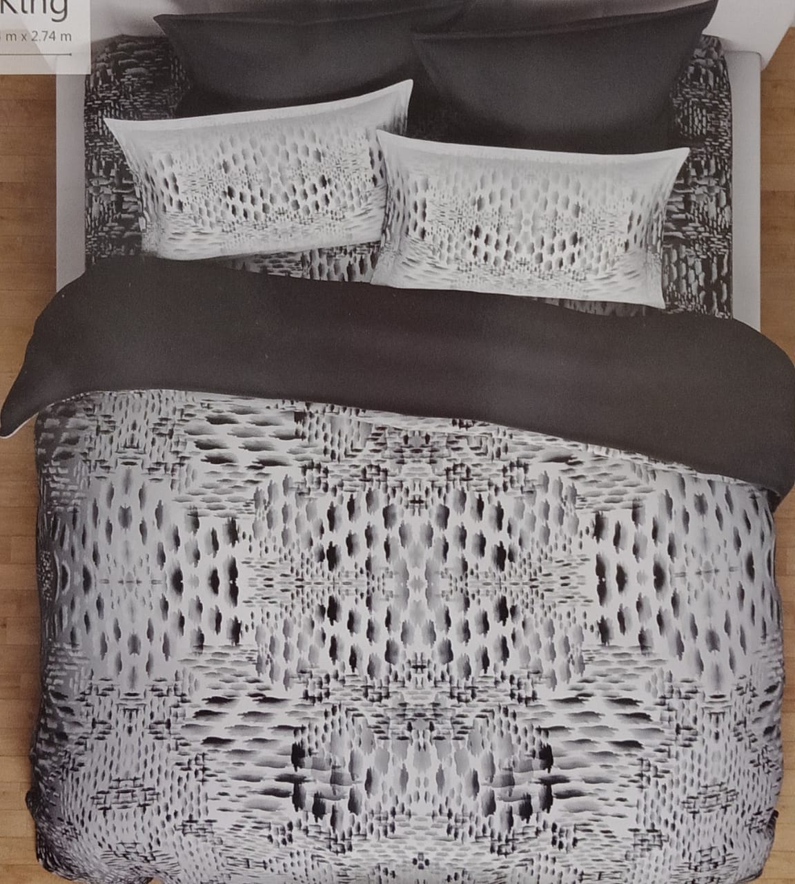 Bamboo Charcoal Organic Double Bedsheet Set by SPACES