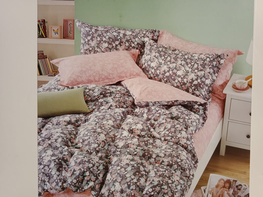 Wedding Flowers 100% Cotton Bedsheet Set by metropolis