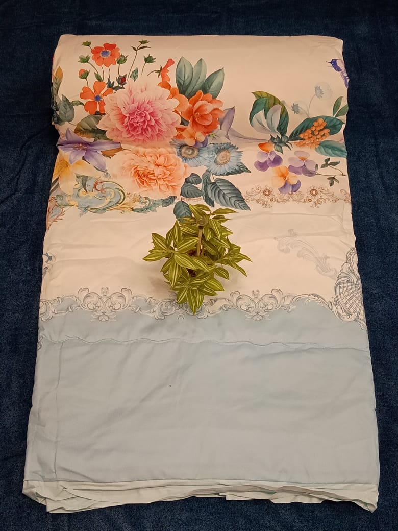 High Definition Panel Print Super Soft Tencel Fabric Comforter By Metropolis