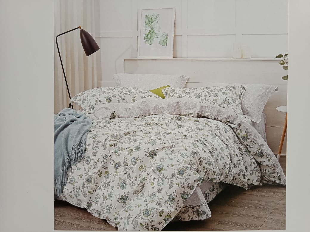 Wedding Flowers 100% Cotton Bedsheet Set by metropolis