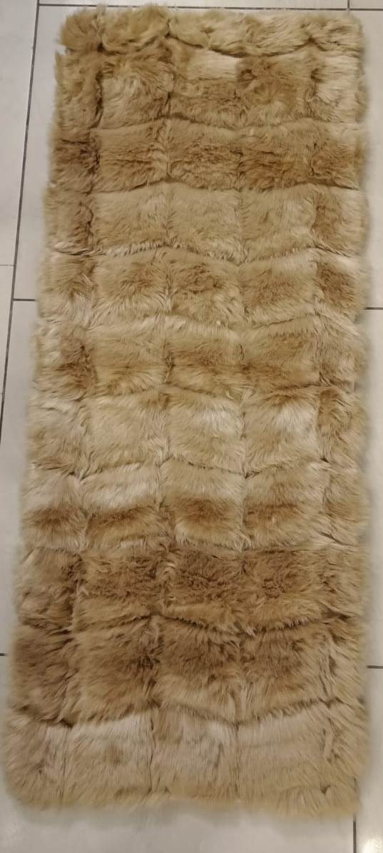 Pearl  Soft Touch Fur Anti Skid Carpet  By Homiekart