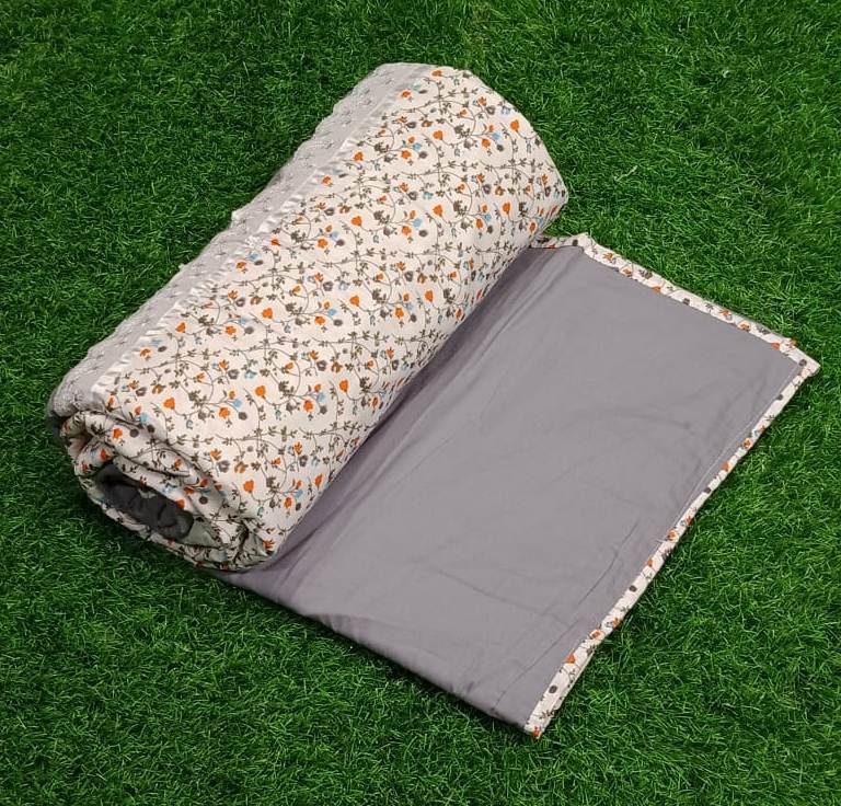 Flora Printed Reversible Topsheet by METROPOLIS