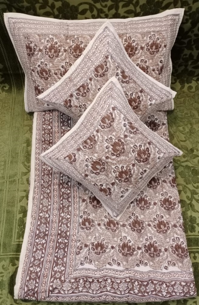 HANDLOOM COTTON Quilted Double Bedcover BY HOMIEKART