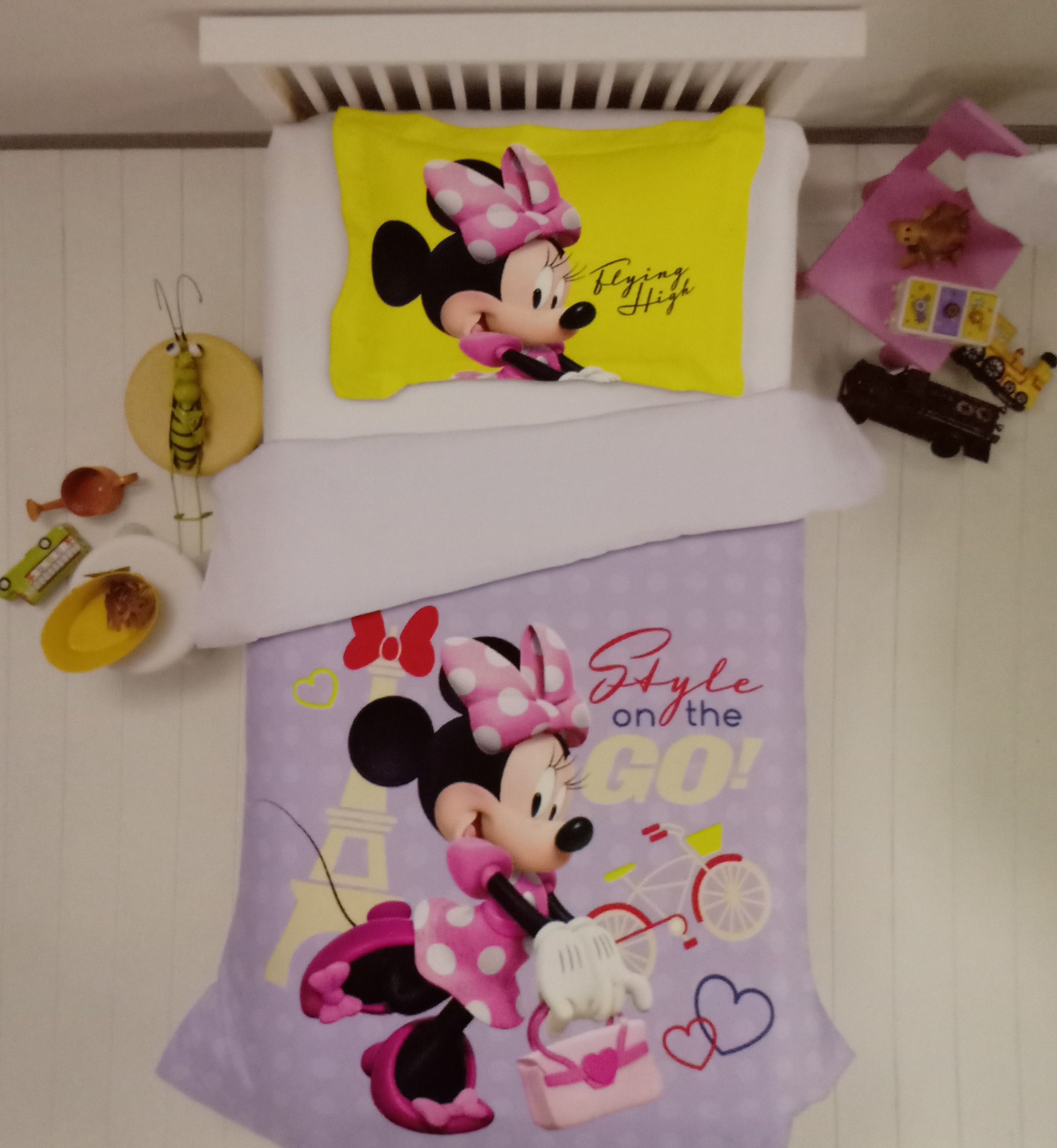 MINNIE MOUSE Kids Bedsheet by SPACES