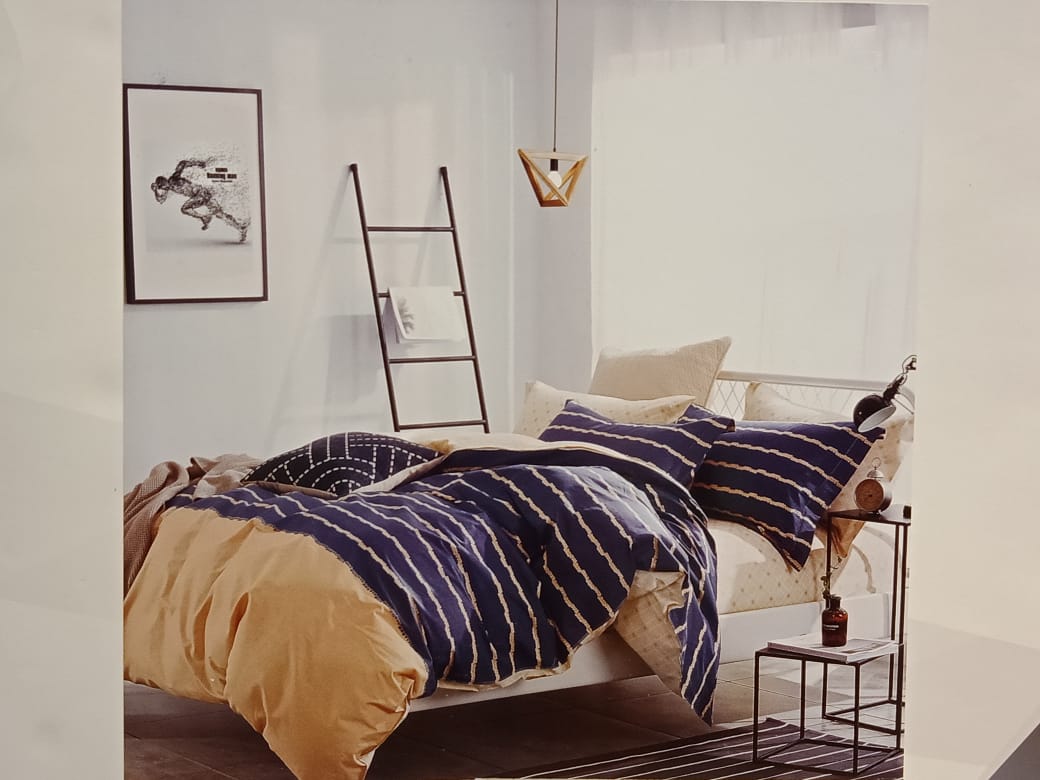 Shapes & Shades 100% Cotton Bedsheet Set by metropolis