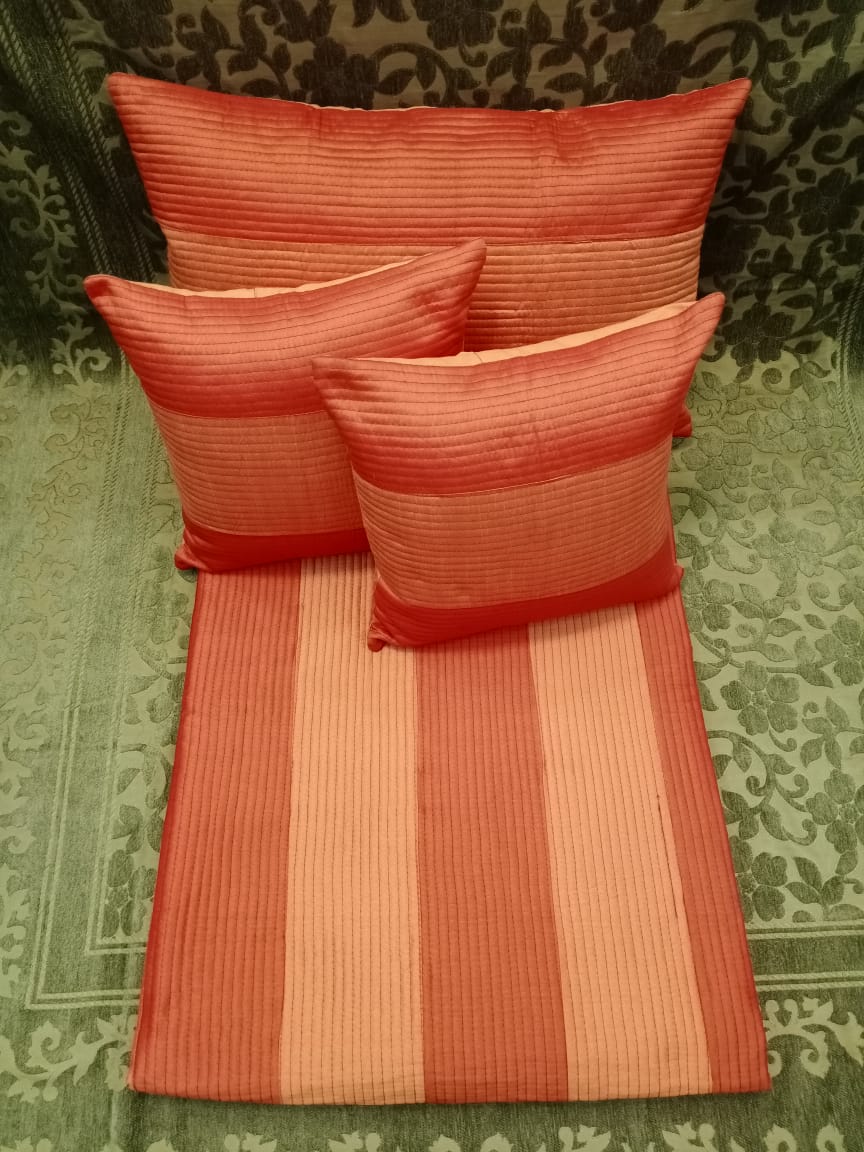 Silk Quilted Double Bedcover BY HOMIEKART