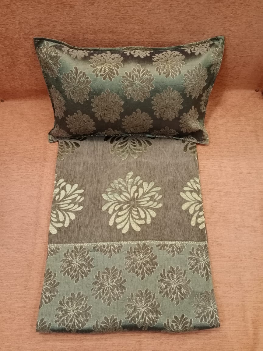 Handloom Velvet Woven Double Bedcover BY HOMIEKART