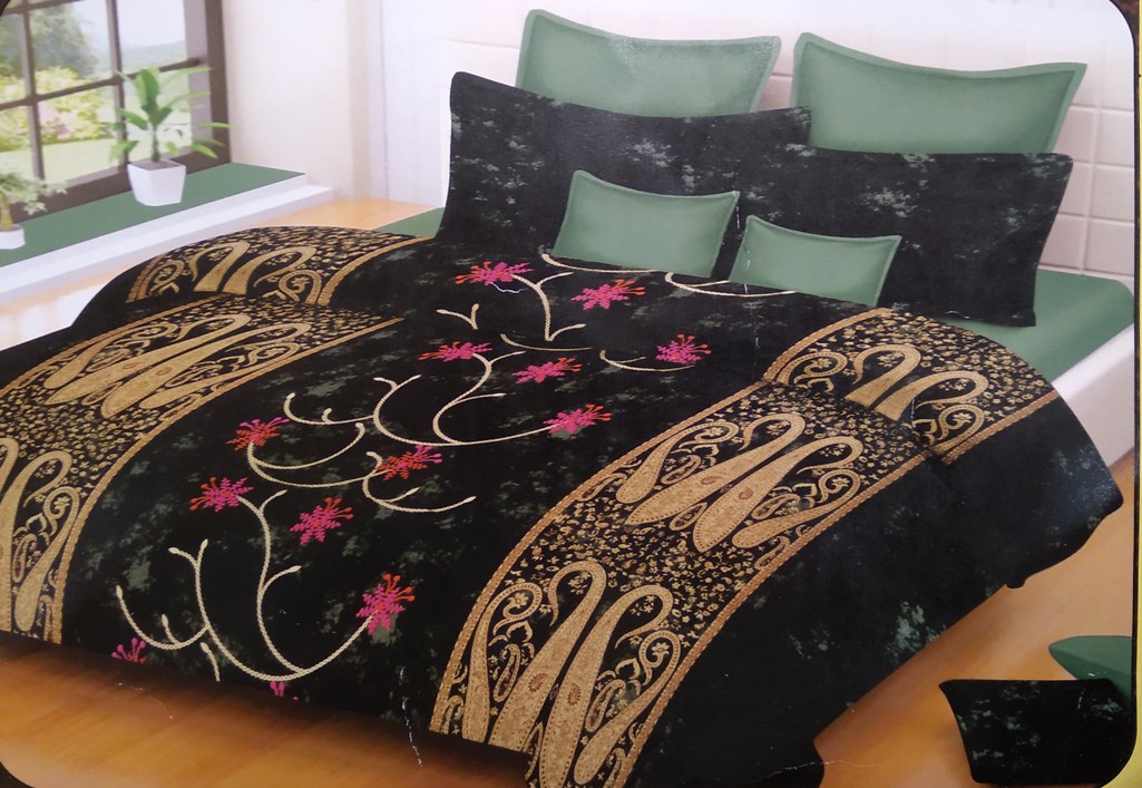 Banarsi Embroidery 100% Cotton Double Bedsheet Set by Homiekart