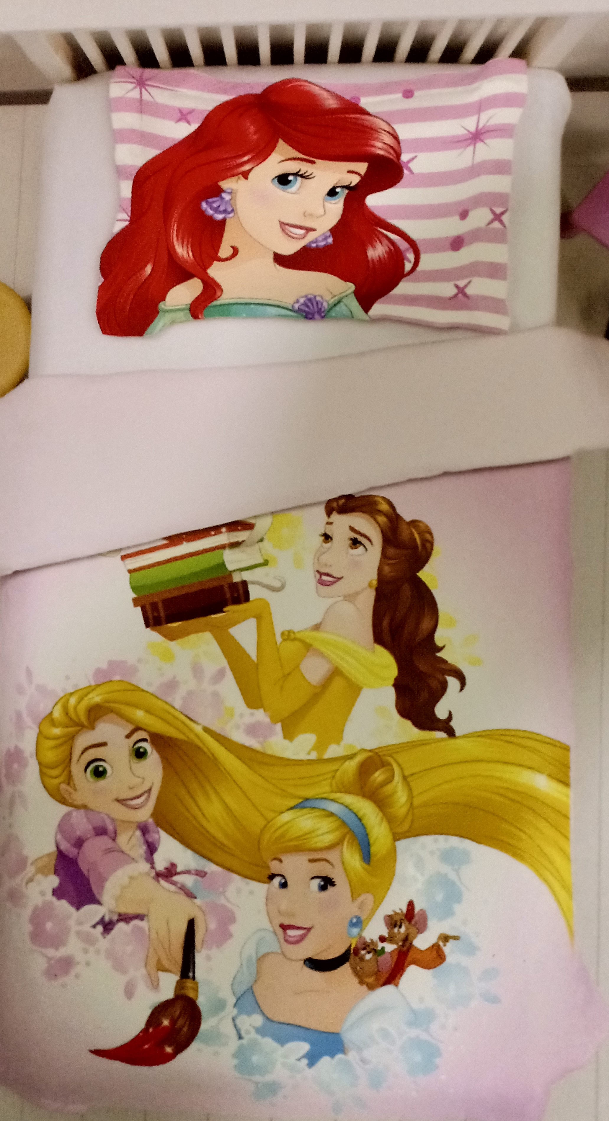 DISNEY PRINCESS Kids Bedsheet by SPACES