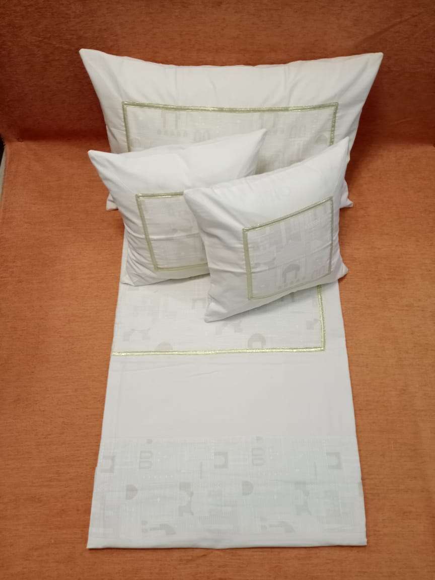 HANDLOOM COTTON Quilted Double Bedcover BY HOMIEKART