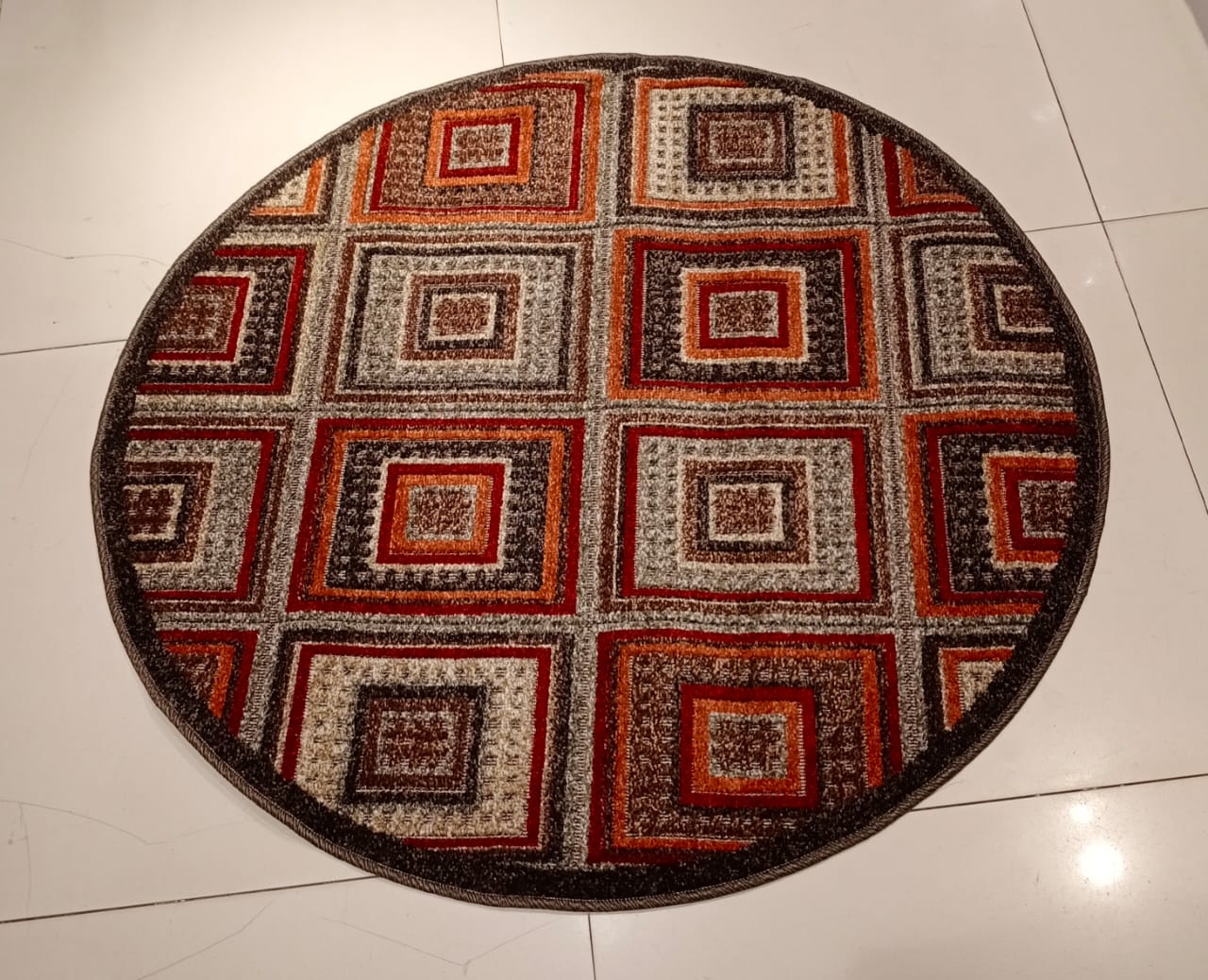 Spectra Super Soft  Modern look Anti Skid Round Carpet  By BELLAGIO