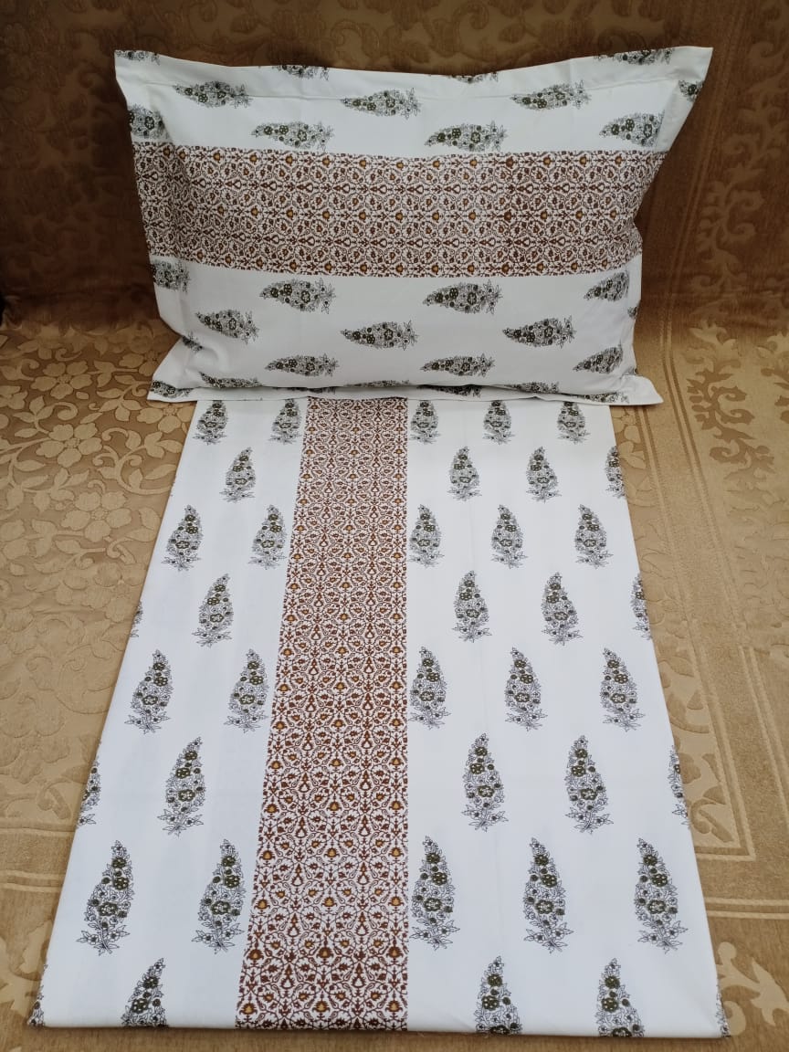 100% Cotton  Printed Double Bedsheet With 2 Pillow Cover  By Homiekart